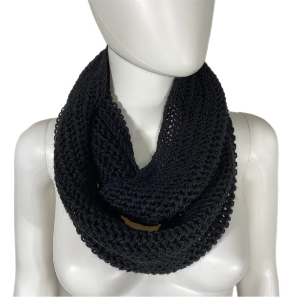 Black Knit Infinity Winter Scarf - Picture 1 of 3